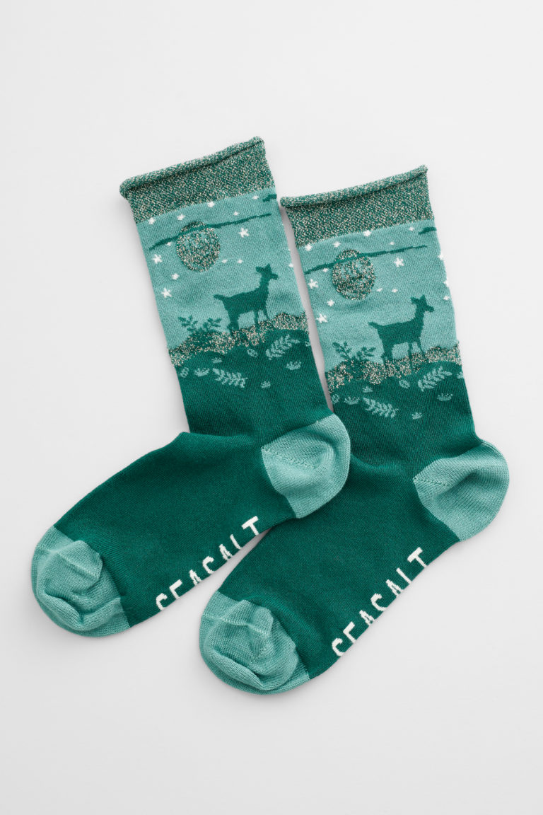 snowy scenes socks kind giant thicket