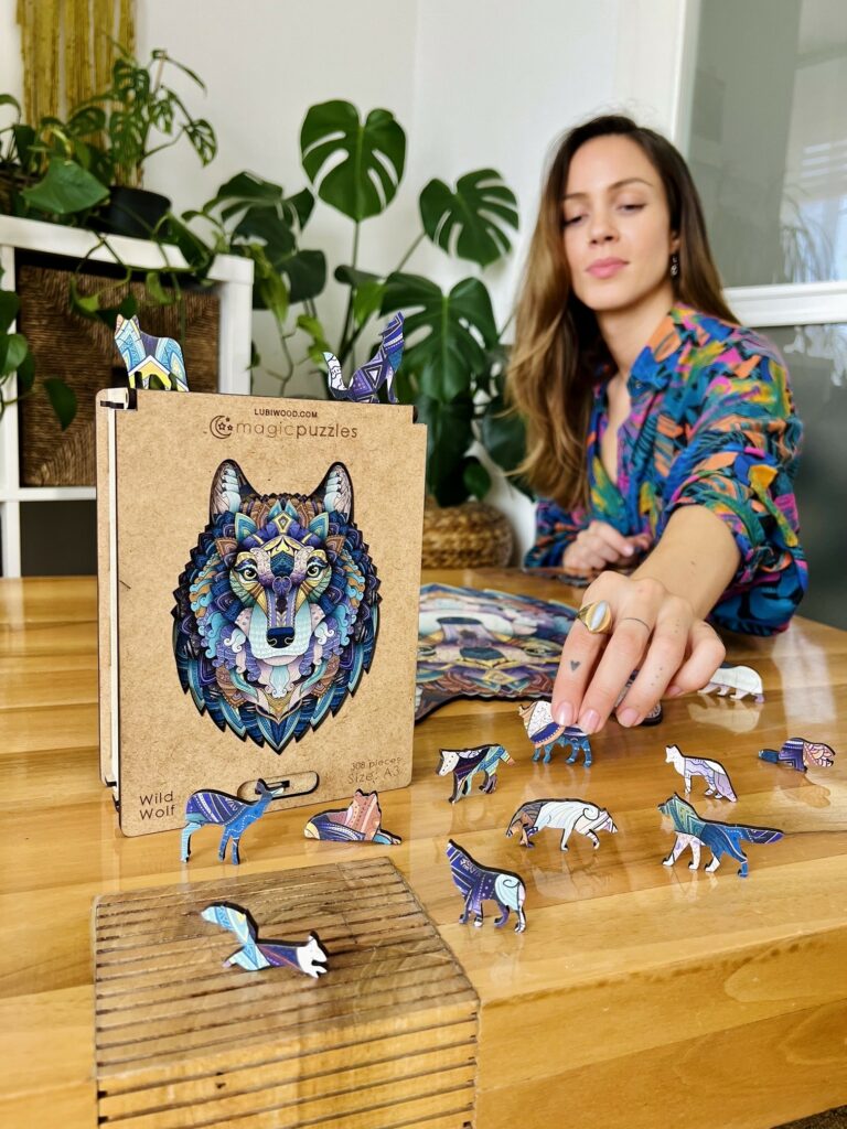 Lubiwood dřevěné puzzle wild wolf box